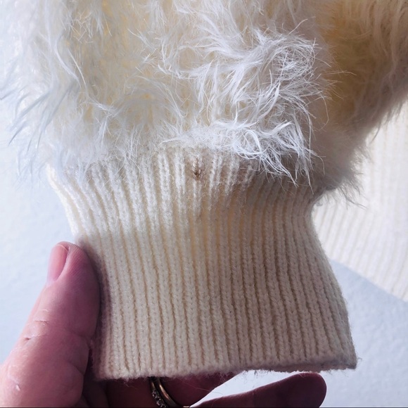 Anthro 🔥SALE🔥Knitted & Knotted ivory soft eyelash sleeves sweater - Picture 12 of 12